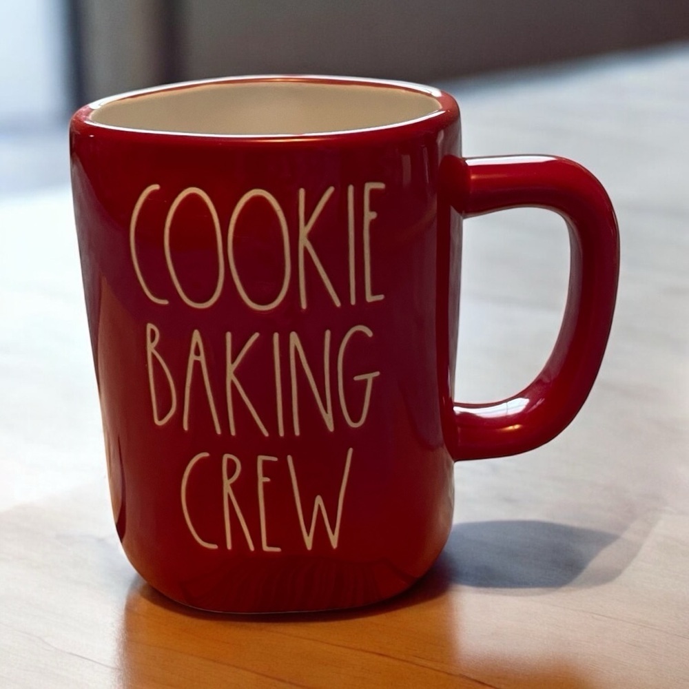 Rae Dunn Red "Cookie Baking Crew"
Coffee Mug